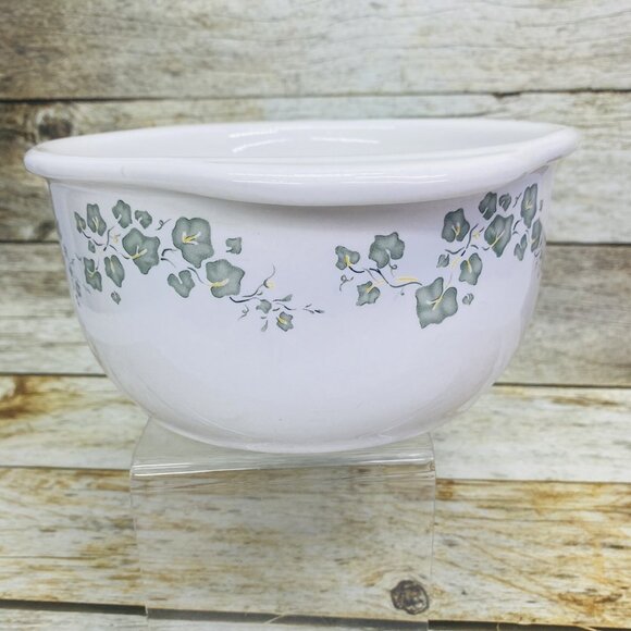 Corelle Coordinates CALLAWAY Green Ivy Stoneware 1.5Qt Tab Handle Casserole Dish - Picture 4 of 13